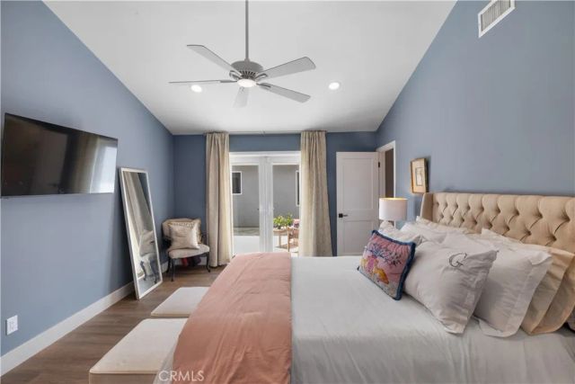 2049 Monrovia, Costa Mesa, CA 92627