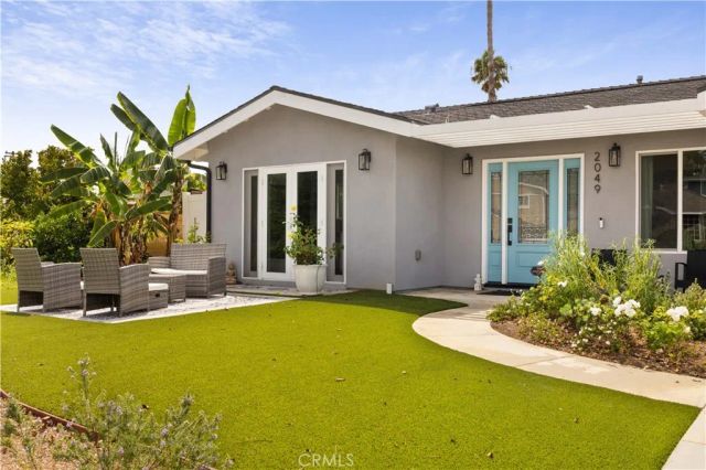 2049 Monrovia, Costa Mesa, CA 92627