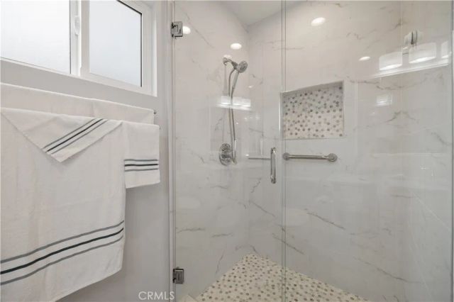 2049 Monrovia, Costa Mesa, CA 92627