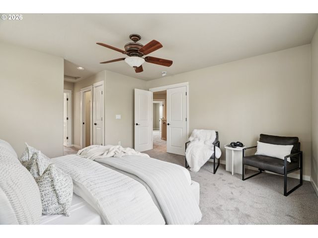 6058 Ne WHITEWOOD Dr, Hillsboro, OR 97124