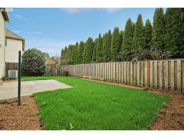 6058 Ne WHITEWOOD Dr, Hillsboro, OR 97124