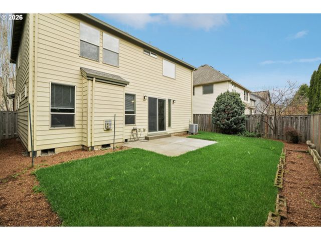 6058 Ne WHITEWOOD Dr, Hillsboro, OR 97124