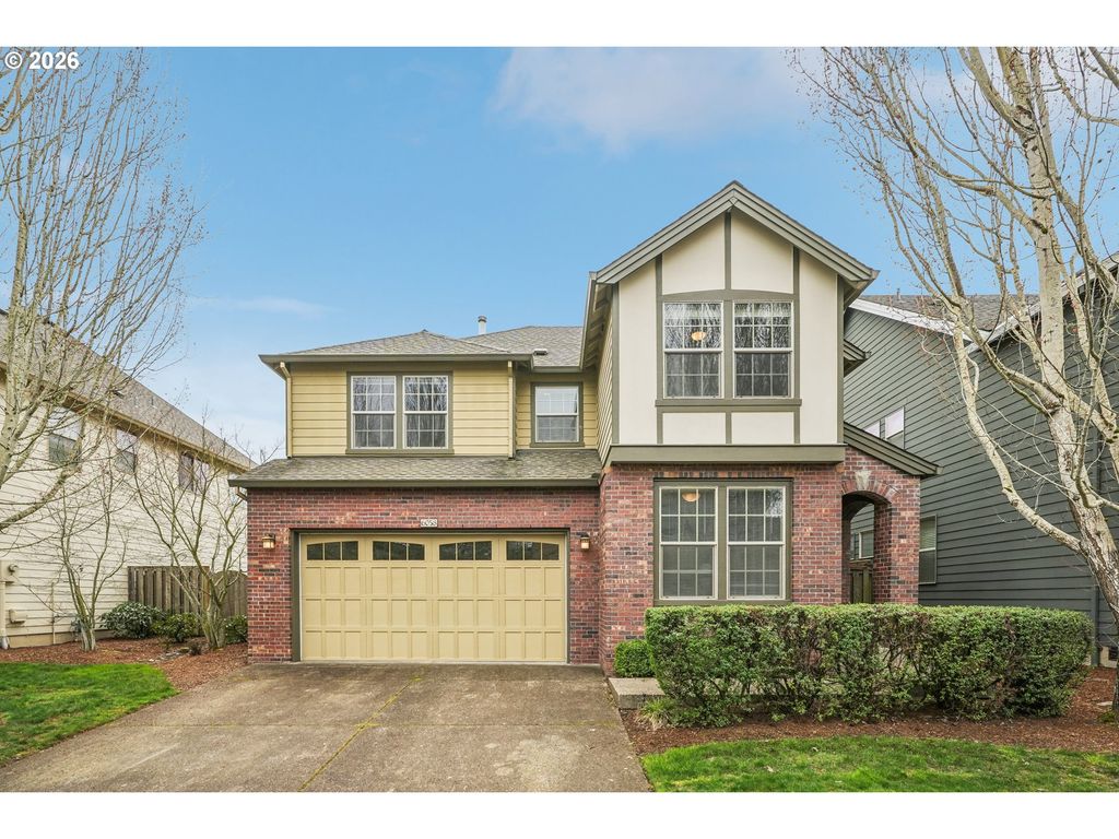 6058 Ne WHITEWOOD Dr, Hillsboro, OR 97124