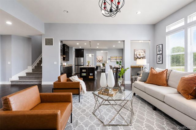 354 Findley Circle, Lake Orion Village, MI 48360