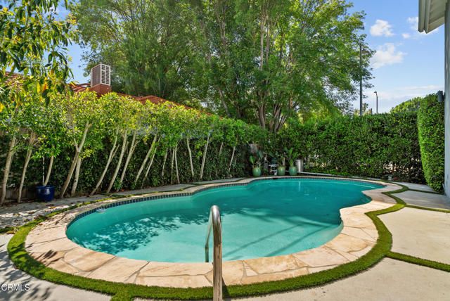 4242 Van Nuys Boulevard, Los Angeles, CA 91403