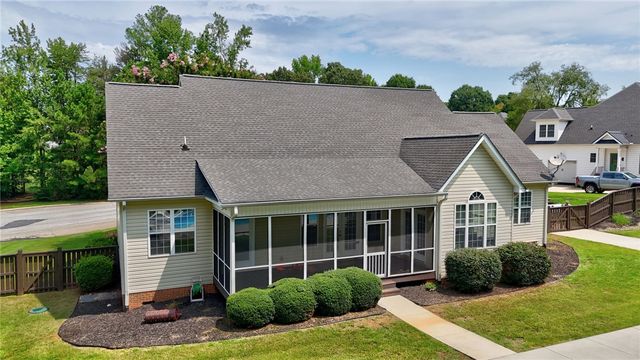 105 Pondstone Court, Easley, SC 29642