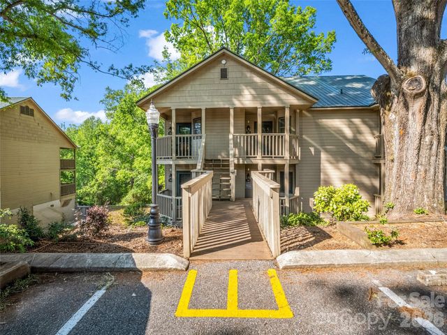 160 Whitney Boulevard 25, Lake Lure, NC 28746