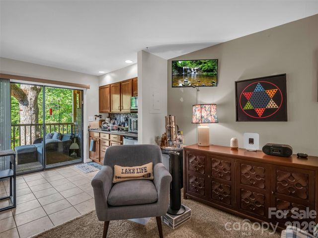 160 Whitney Boulevard 25, Lake Lure, NC 28746
