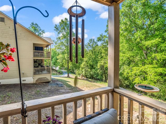 160 Whitney Boulevard 25, Lake Lure, NC 28746