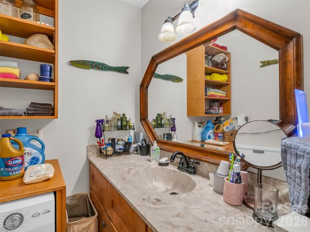160 Whitney Boulevard 25, Lake Lure, NC 28746