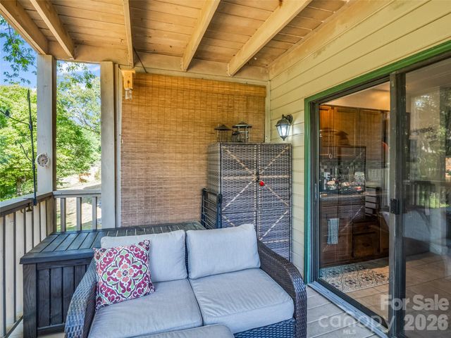 160 Whitney Boulevard 25, Lake Lure, NC 28746