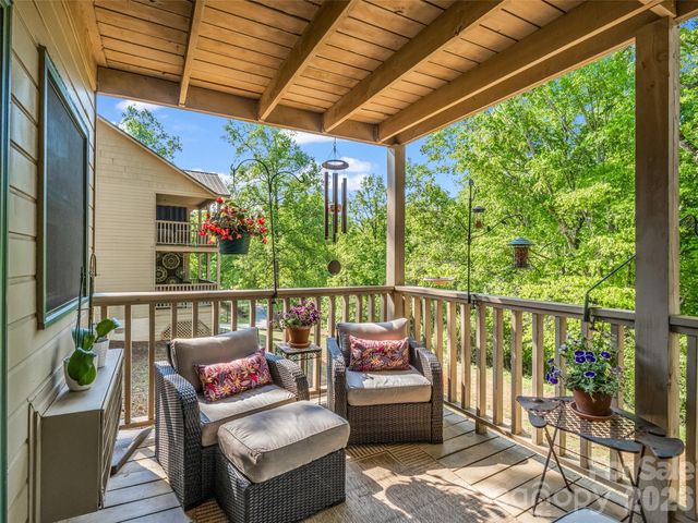 160 Whitney Boulevard 25, Lake Lure, NC 28746