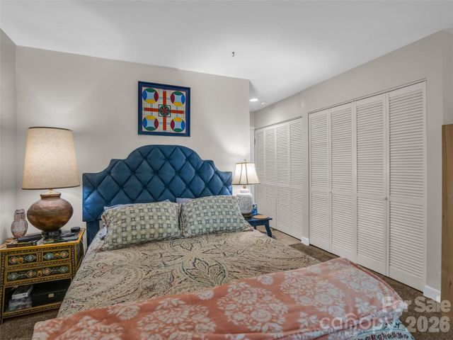 160 Whitney Boulevard 25, Lake Lure, NC 28746