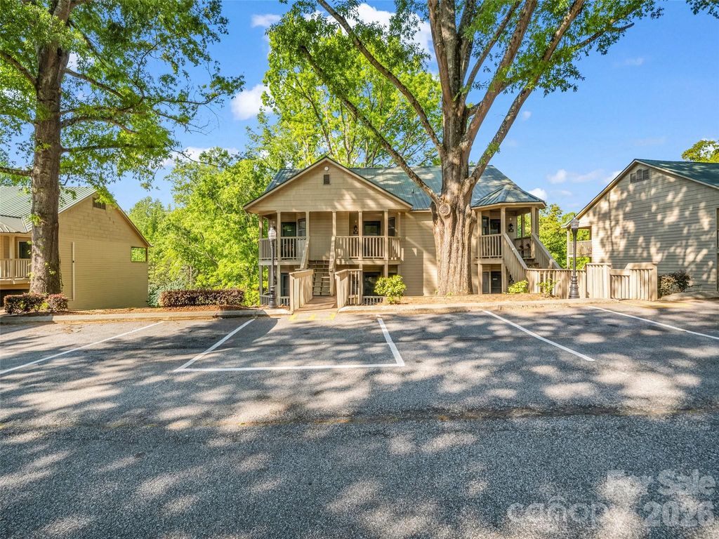 160 Whitney Boulevard 25, Lake Lure, NC 28746