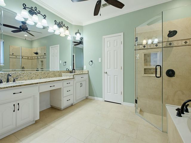 2724 Cedar Springs Court, Bedford, TX 76021