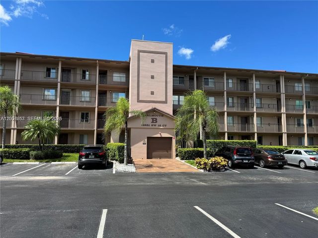 12651 SW 16th Ct 304B, Pembroke Pines, FL 33027
