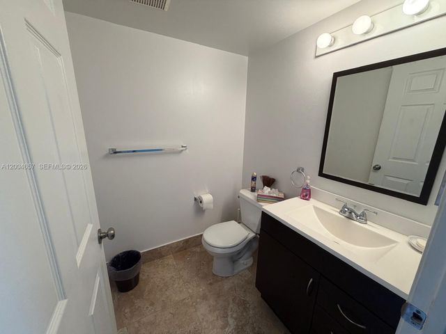 12651 SW 16th Ct 304B, Pembroke Pines, FL 33027