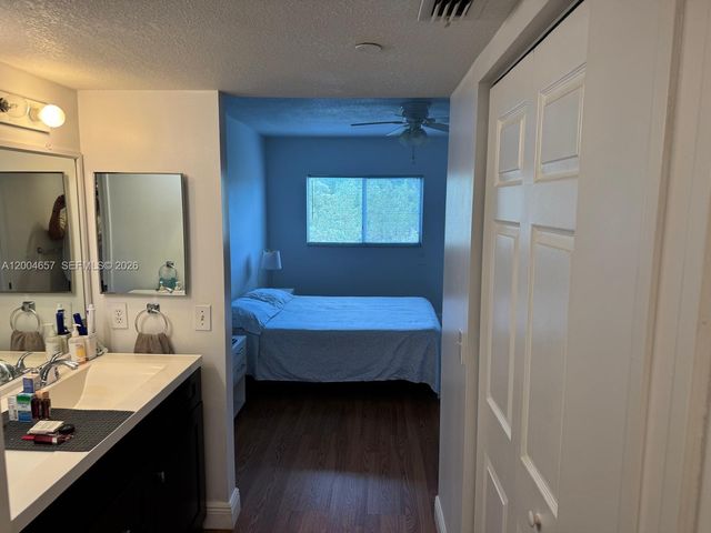 12651 SW 16th Ct 304B, Pembroke Pines, FL 33027