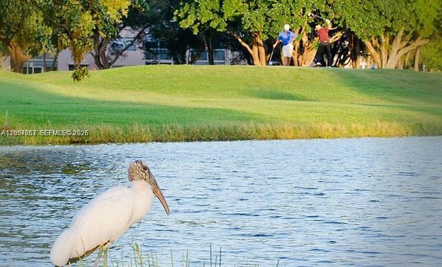 12651 SW 16th Ct 304B, Pembroke Pines, FL 33027