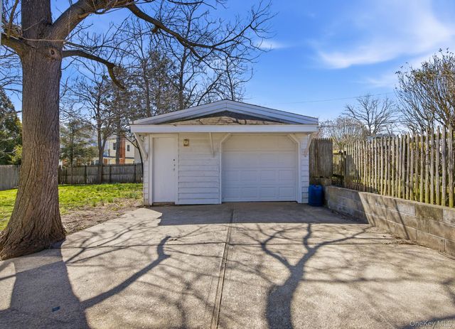 94 E Lakewood Street, Patchogue, NY 11772