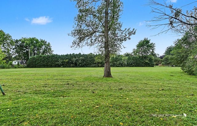 38121 N Lincoln Avenue, Beach Park, IL 60087