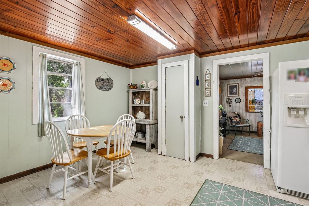 Image 4 of property listing at 619 S 63RD STREET, Tampa, FL 33619