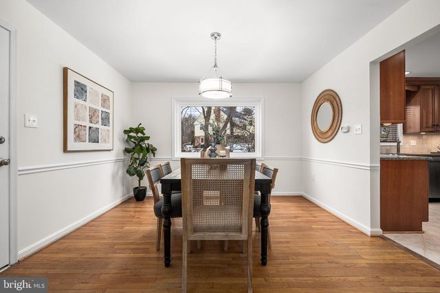 9600 HELENWOOD DR, Fairfax, VA 22032