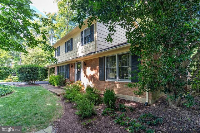 9600 HELENWOOD DR, Fairfax, VA 22032