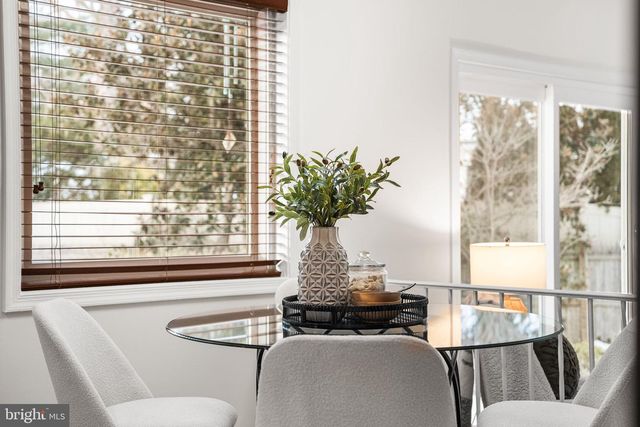 9600 HELENWOOD DR, Fairfax, VA 22032