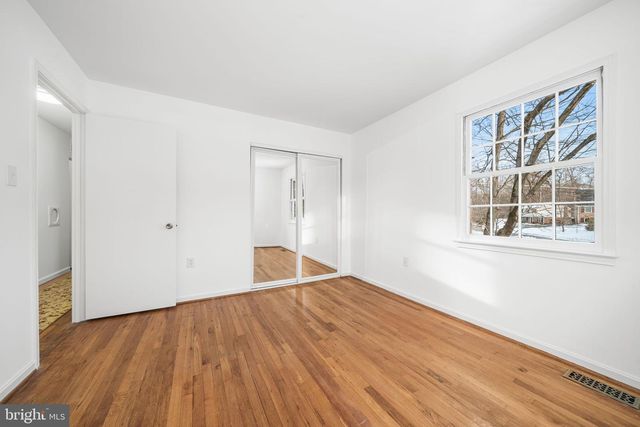 9600 HELENWOOD DR, Fairfax, VA 22032