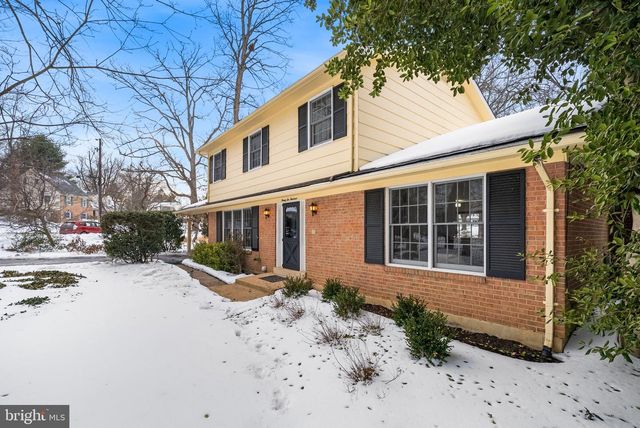 9600 HELENWOOD DR, Fairfax, VA 22032