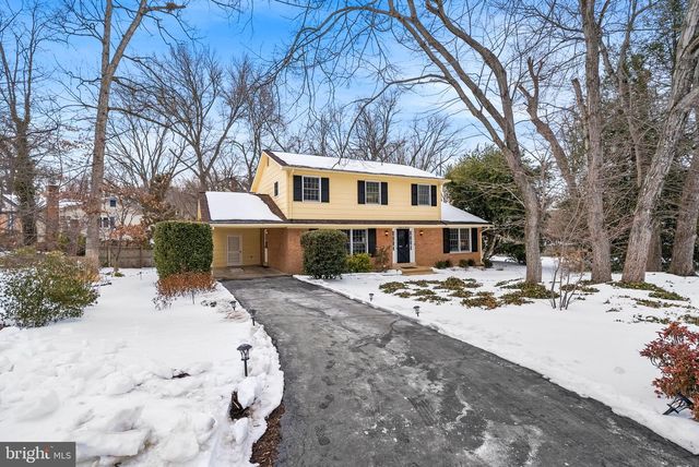 9600 HELENWOOD DR, Fairfax, VA 22032