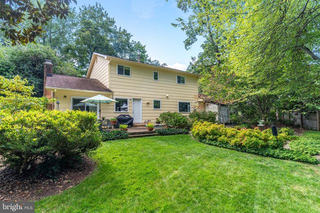 9600 HELENWOOD DR, Fairfax, VA 22032