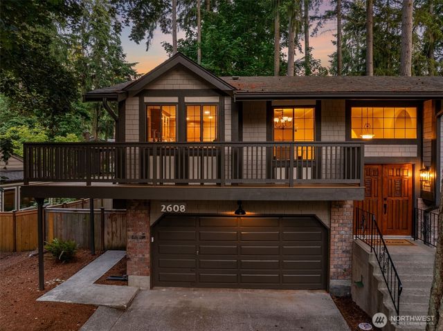 2608 32nd Avenue SE, Puyallup, WA 98374