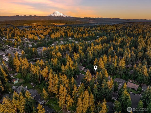 2608 32nd Avenue SE, Puyallup, WA 98374