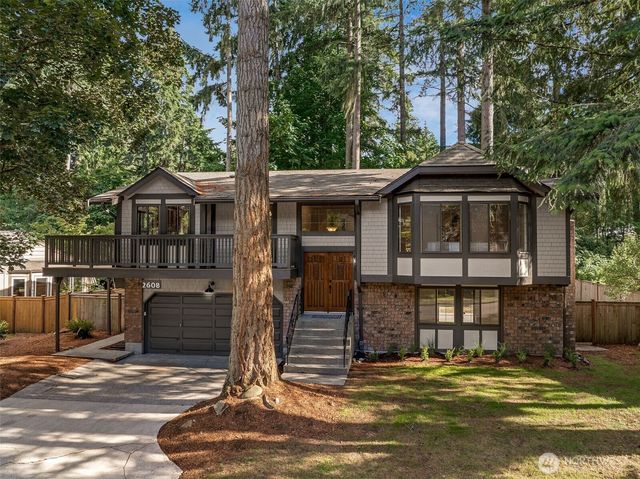 2608 32nd Avenue SE, Puyallup, WA 98374