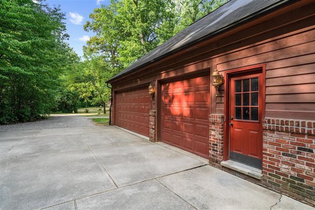 236 N Berkshire Road, Bloomfield Hills, MI 48302