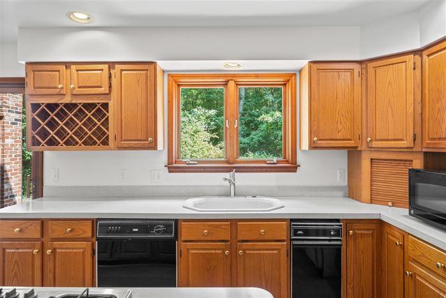 236 N Berkshire Road, Bloomfield Hills, MI 48302