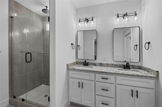 7002 High Meadow Boulevard, Bentonville, AR 72713