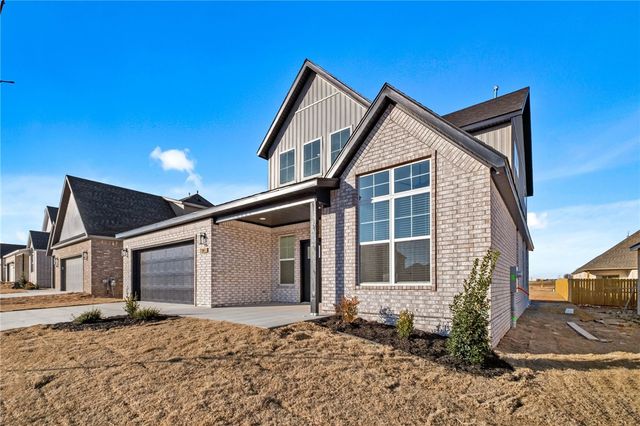 7002 High Meadow Boulevard, Bentonville, AR 72713