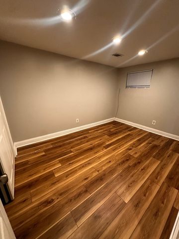 6110 S Saint Lawrence Avenue G, Chicago, IL 60637