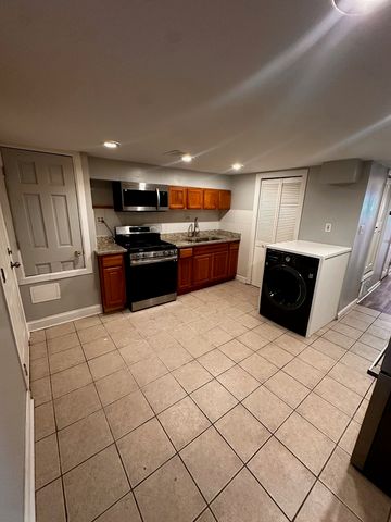 6110 S Saint Lawrence Avenue G, Chicago, IL 60637