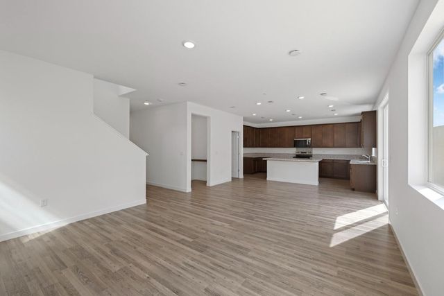 6016 Sunscape Way, Roseville, CA 95747