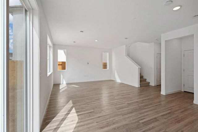 6016 Sunscape Way, Roseville, CA 95747