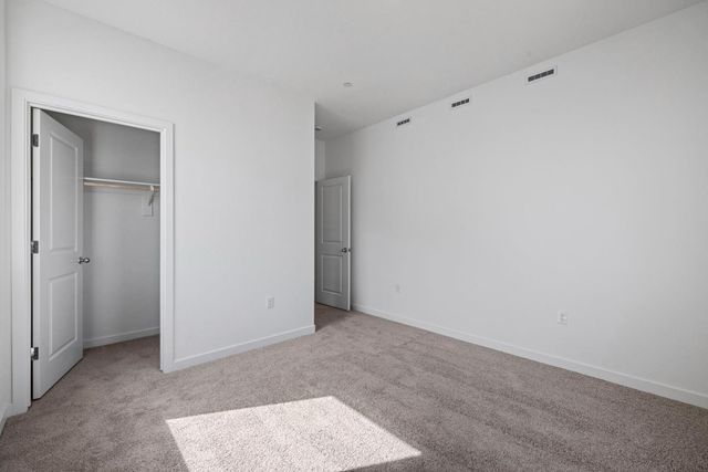 6016 Sunscape Way, Roseville, CA 95747