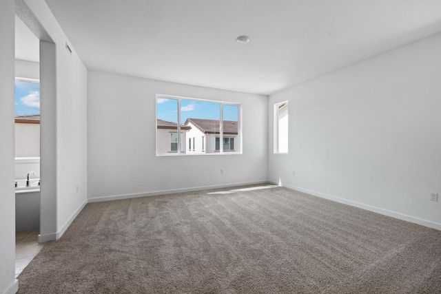 6016 Sunscape Way, Roseville, CA 95747