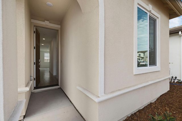 6016 Sunscape Way, Roseville, CA 95747