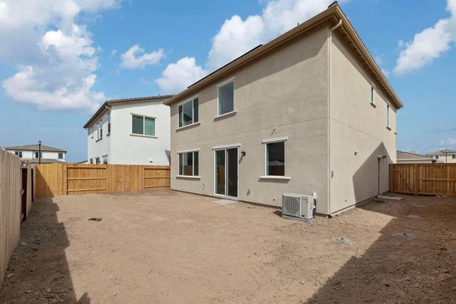 6016 Sunscape Way, Roseville, CA 95747
