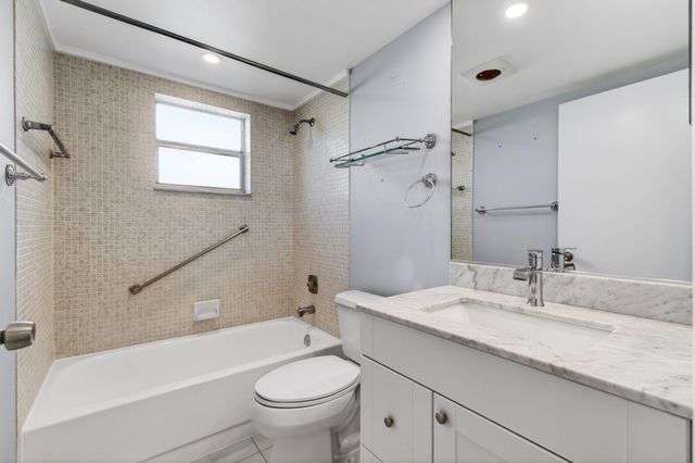 167 Normandy Lane, Delray Beach, FL 33484