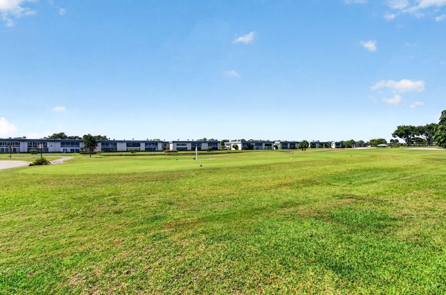 167 Normandy Lane, Delray Beach, FL 33484